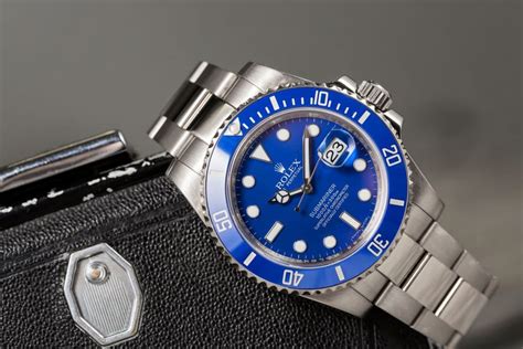 how to use the bezel on a rolex submariner|Rolex Submariner bezel price.